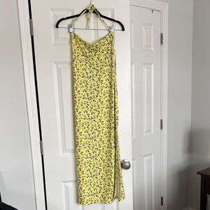 Scoop neck, open back, Floral Yellow Maxi Dress